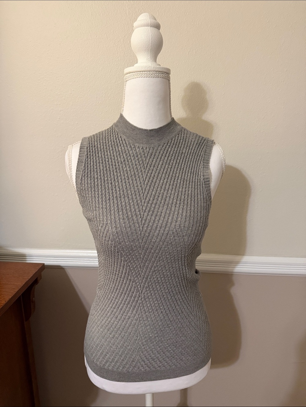 White House Black Market Sleeveless Mock Neck Tank - Gray